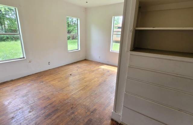 1009 W. Mulberry - House photos photos