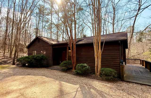 Peaceful Opelika Cabin For Rent photos photos