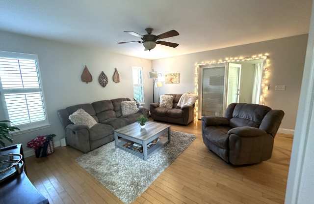 483 11TH Avenue S Gallery 3