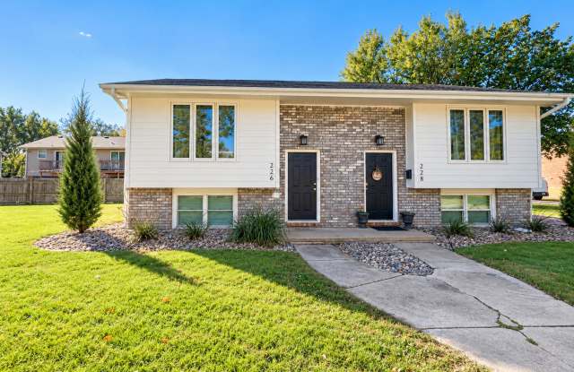 Charming 2-Bedroom, 1.5-Bath Townhome Located in West Wichita, KS. Gallery 1
