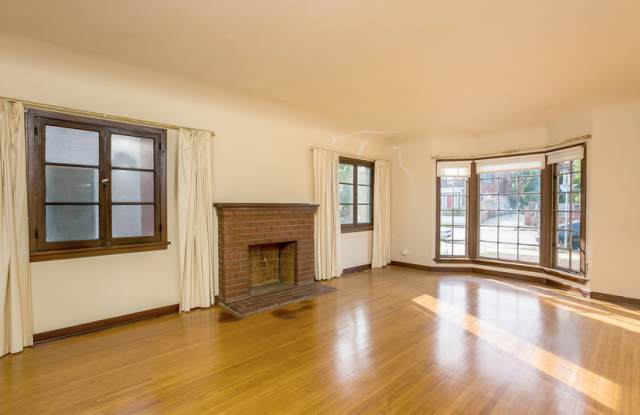 1036 S Cochran Avenue Gallery 2