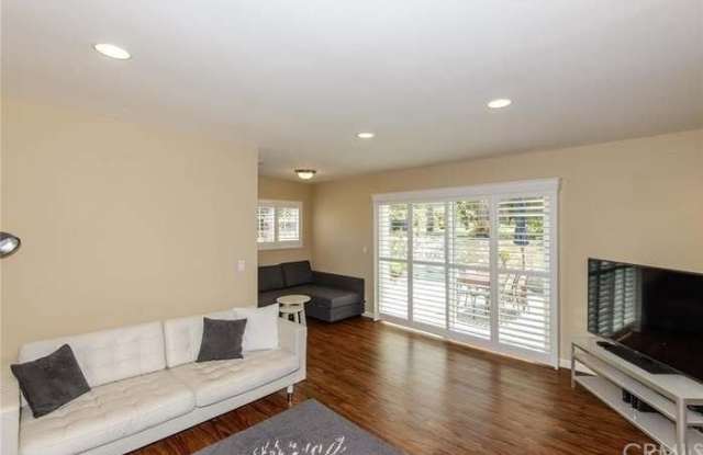 2034 Jaybrook Drive Gallery 2