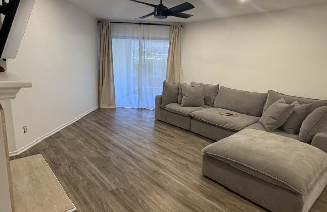 5805 Oak Bend Lane Gallery 1