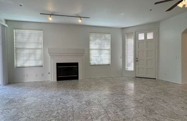 Spacious Tustin Condo with Private Patio photos photos Spacious Tustin Condo with Private Patio photos photos