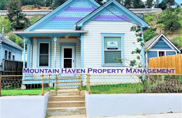 2229 Miner Street photos photos