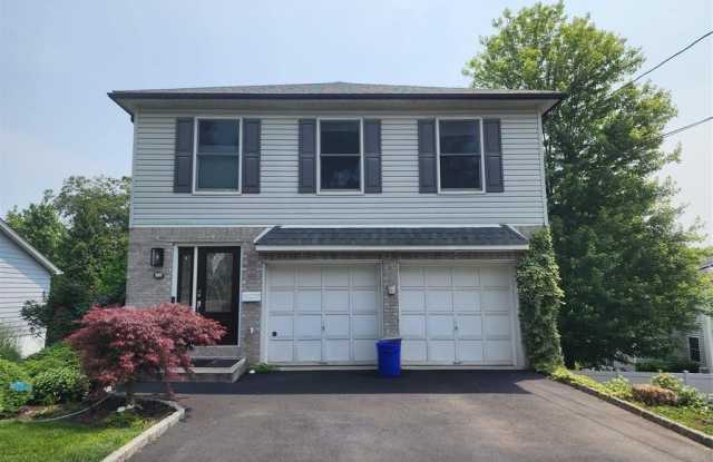 194 8th Street photos photos