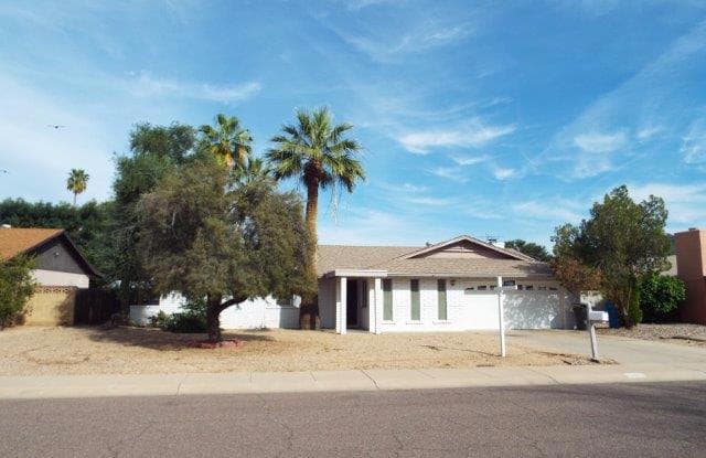 2185 W SHARON Avenue - 2185 West Sharon Avenue, Phoenix, AZ 85029