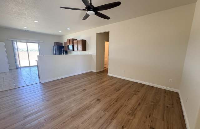 1 El Camino Loop Northwest Gallery 2