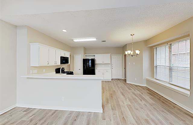 205 Pebblebrook Lane Gallery 4