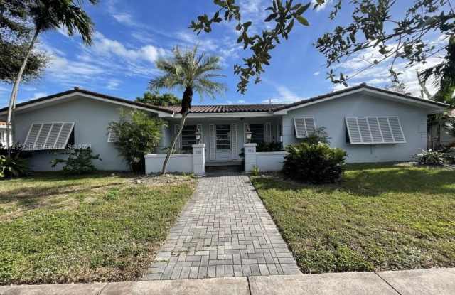 730 Benevento Ave - 730 Benevento Avenue, Coral Gables, FL 33146
