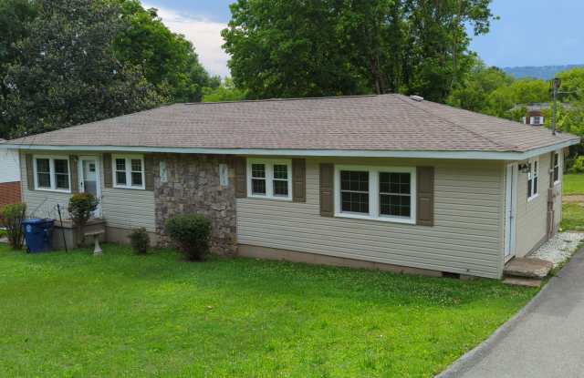 3415 Hartford Dr photos photos