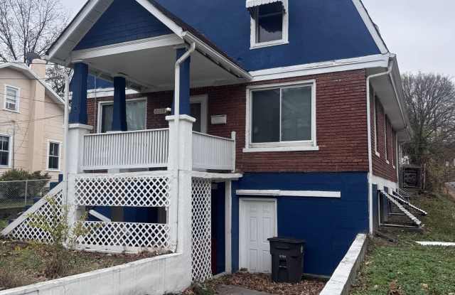 5510 44th Avenue - 1 photos photos