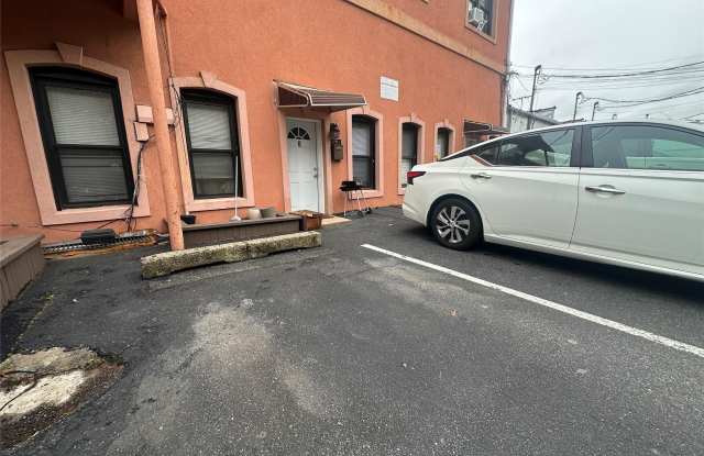 8 Lafayette Street photos photos