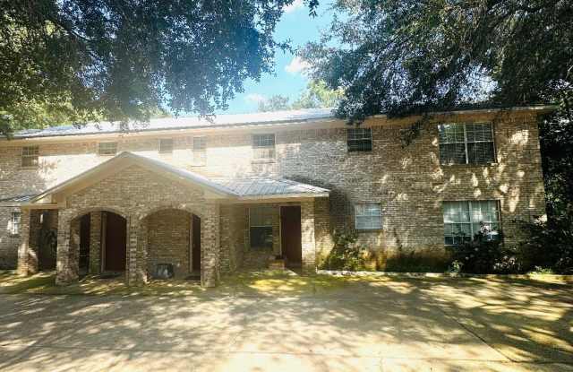 8564 Garden Circle - 3 photos photos