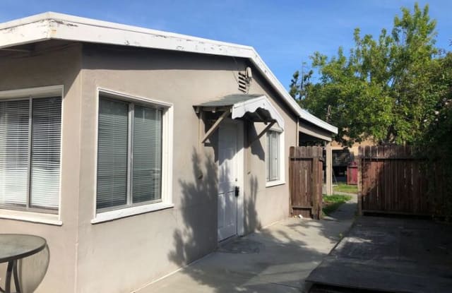 611 Manzanita Street - 611 Manzanita Street, Redwood City, CA 94063