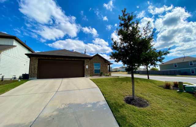 Amazing 3 bed 2 bath in Buda!!! Gallery 3