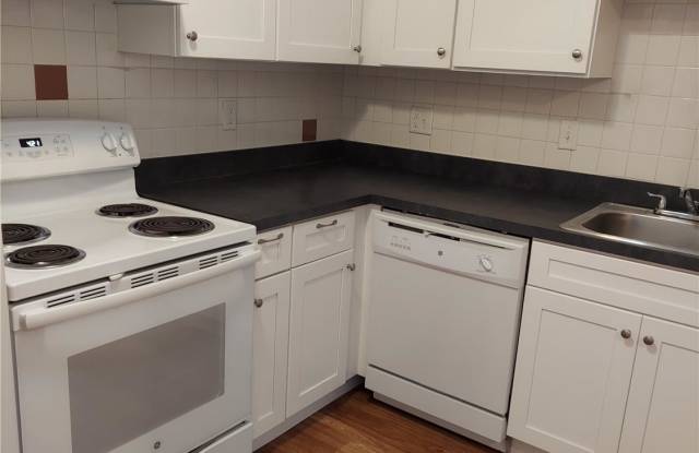 200 Newbury Ave photos photos