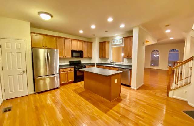 5683 FAIRCLOTH COURT Gallery 4