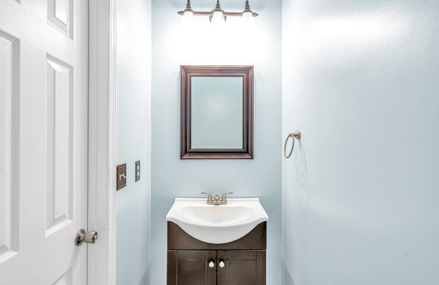 310 Cedar Island Trail - 1 Gallery 3