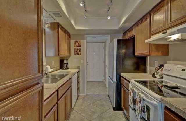 907 E Michigan Ave - 907 East Michigan Avenue, Phoenix, AZ 85022