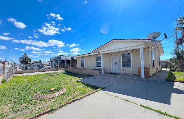 Northeast El Paso 3 Bed 2 Bath Gallery 3