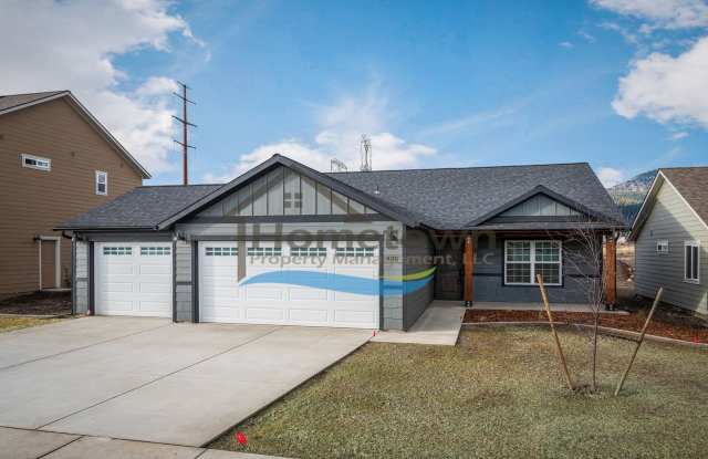 3-Bedroom, 2-Bathroom Home with 3-Car Garage in Rathdrum – Built in 2021 photos photos