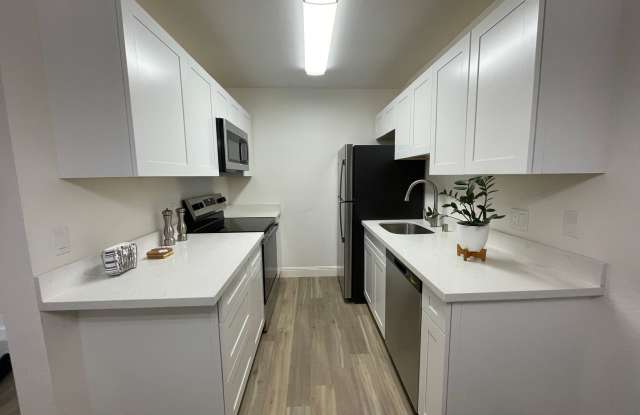 Completely Remodeled Top Floor photos photos