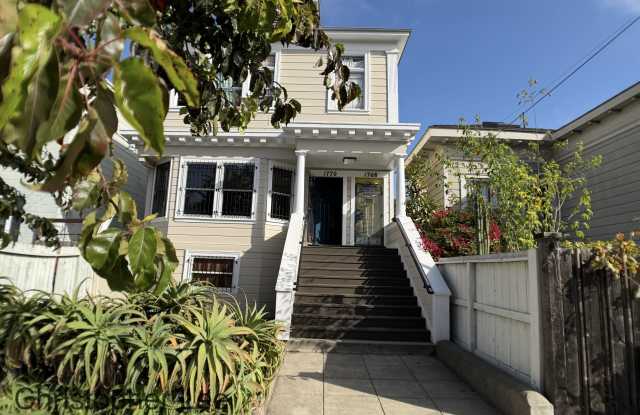 1770 8th St - 1770 8th Street, Oakland, CA 94607