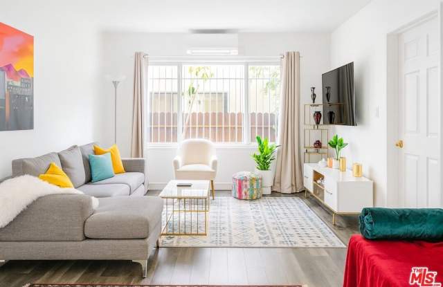 11670 W Sunset Blvd photos photos