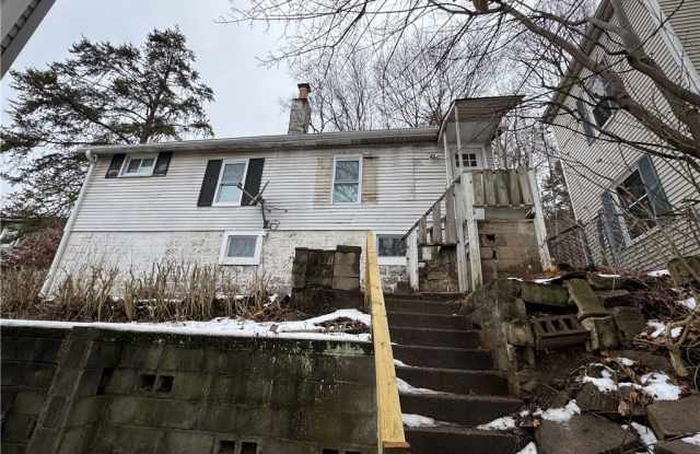14 Dickson Rd REAR photos photos