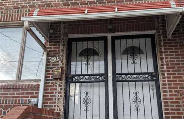 1417 79 Street Gallery 2