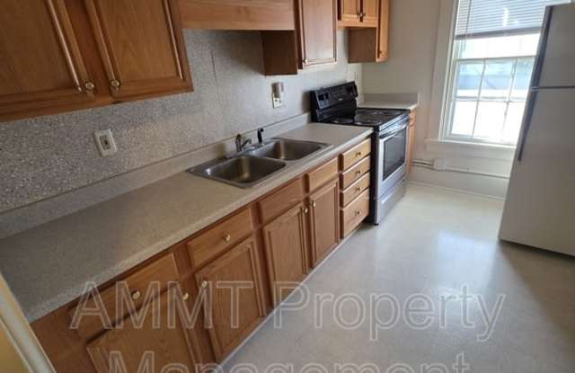 860 10th Street - 2-Upper Gallery 1