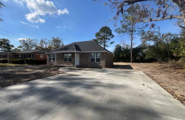 New Construction Brick Home - 3 Bed 2 Bath House Gallery 1