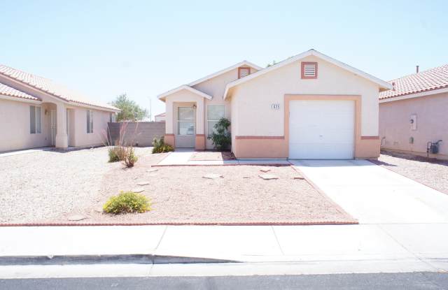 SINGLE STORY HOME WITH 2 BEDROOMS! photos photos