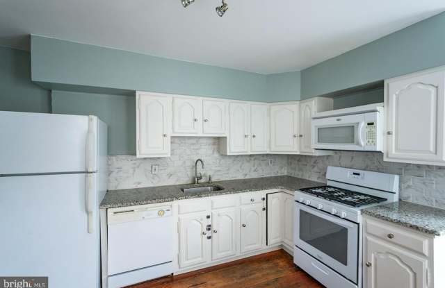 2222 SAINT ALBANS STREET photos photos