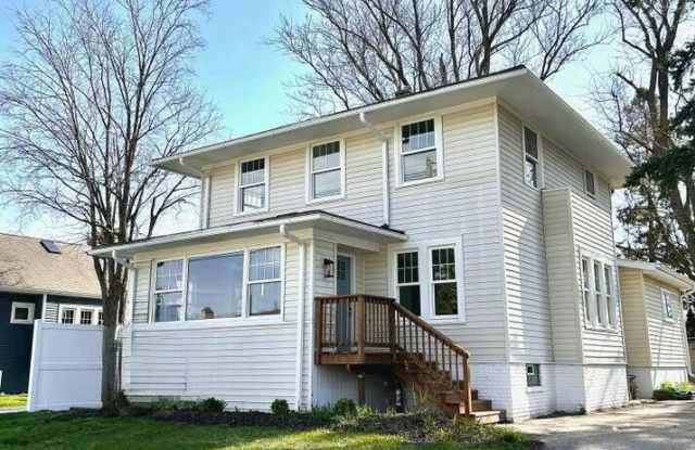 629 N Church St photos photos