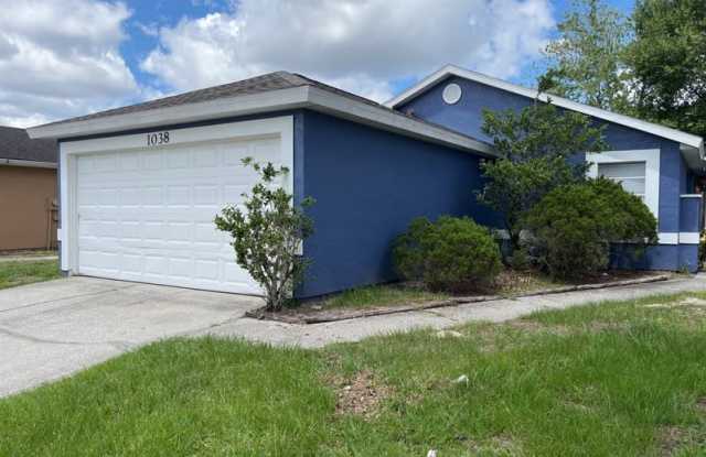 1038 Winterberry Ln photos photos