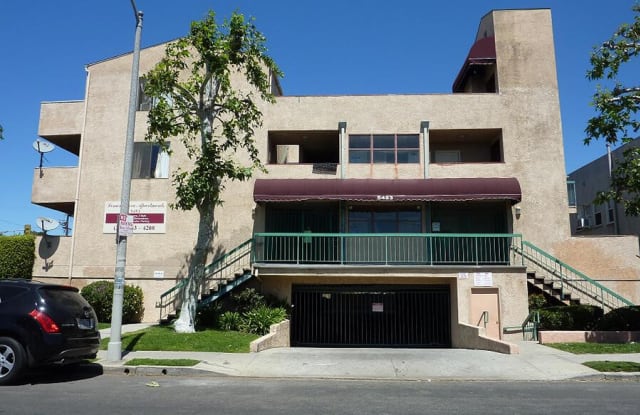 5453/5455 Lemon Grove Ave Gallery 2