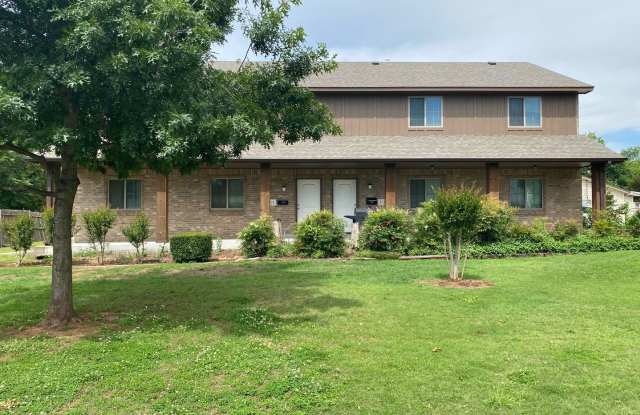 1124 E Campbell Gallery 2