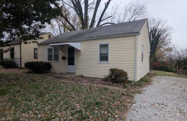 NICE 2BD/1BTH HOME photos photos