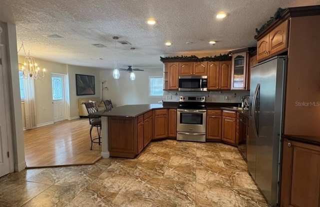 5171 97TH Terrace N Gallery 4