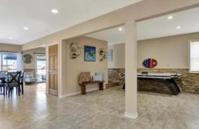 18 Harborside Drive E Gallery 2