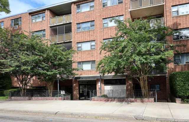 100 Clinton Avenue Gallery 1