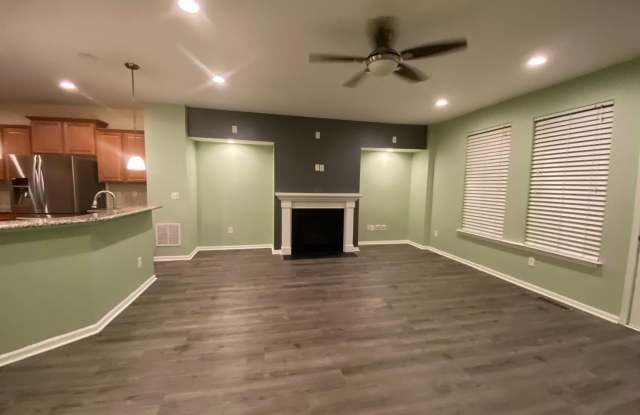 4969 Highcroft Dr Gallery 2