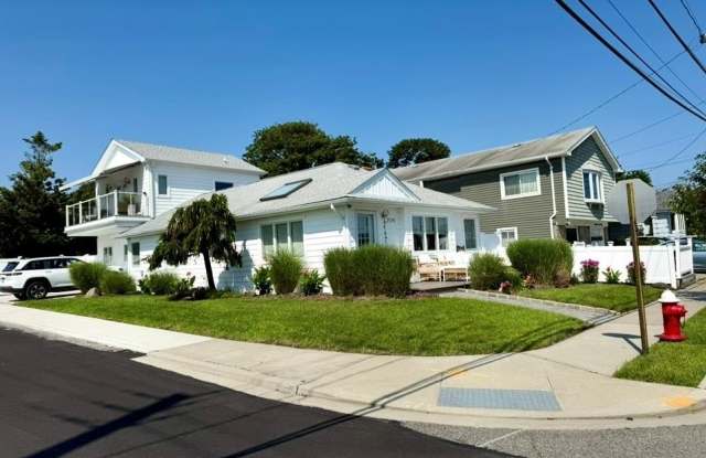 2174 Bay Boulevard photos photos