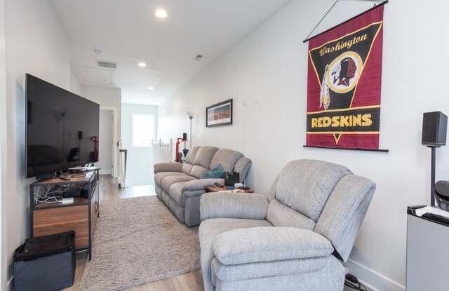 3153 North Monticello Avenue Gallery 4