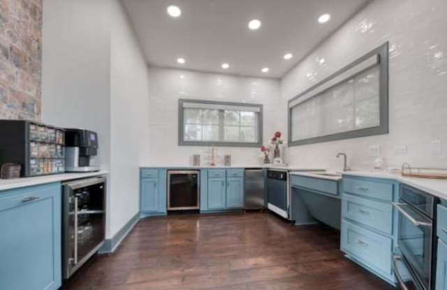 3743 Medical Dr Gallery 2