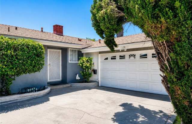 16404 Mayall Street photos photos