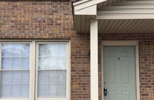 810-D Golfview Place Gallery 1