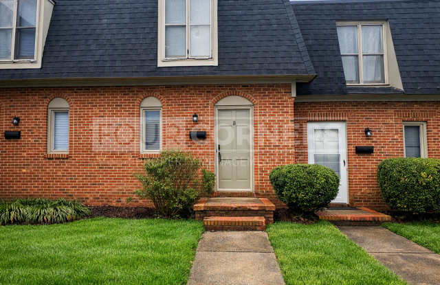 Spacious 2 Bedroom 1.5 Bath Townhome photos photos